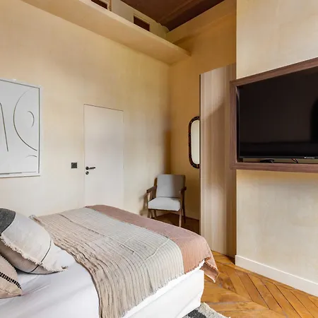 Modern - 5bd-12p - Grands Boulevards *