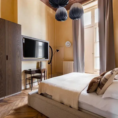 Apartamento Modern - 5bd-12p - Grands Boulevards
